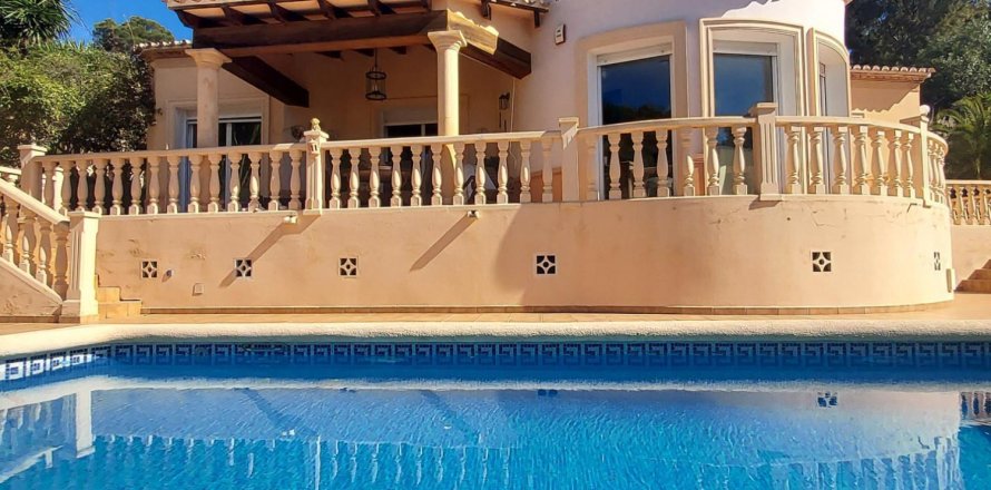 4 bedrooms House in Javea, Spain No. 27268