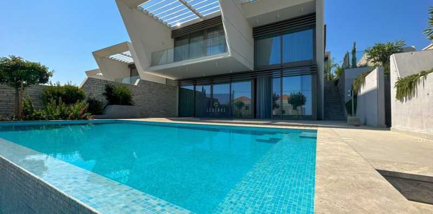 3 chambres Villa à Mouttagiaka, Cyprus No. 100694