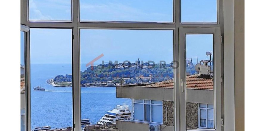 2 dormitorios Apartment en Beyoglu, Turkey No. 115817