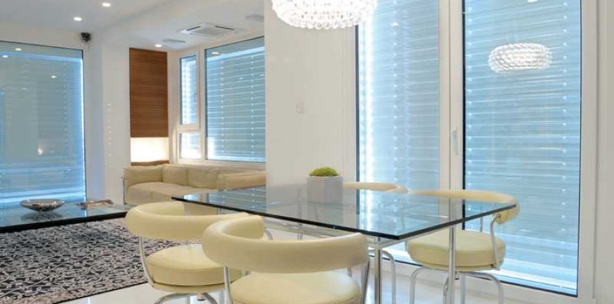 2 dormitorios Apartment en Limassol, Cyprus No. 34294