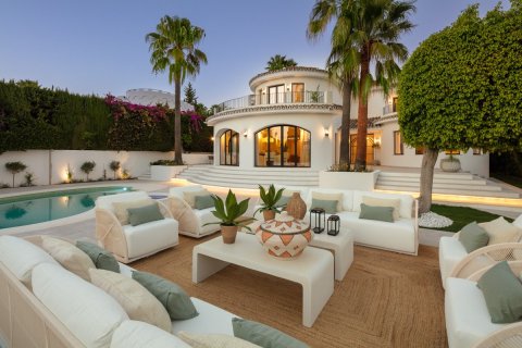 5 bedrooms Villa in Thuan Nam, Vietnam No. 27431 10