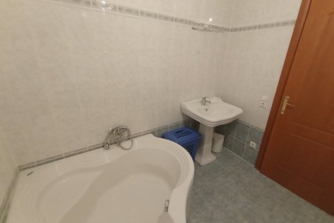 Дом с 6 спальнями в Термаикос, Греция №107839 11