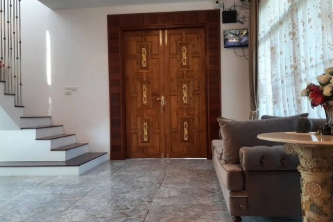 4 bedrooms House in Chiang Mai, Thailand No. 97605 4