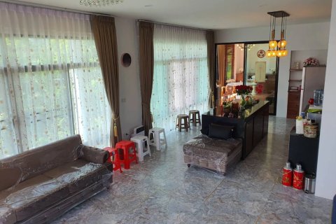 4 bedrooms House in Chiang Mai, Thailand No. 97605 17