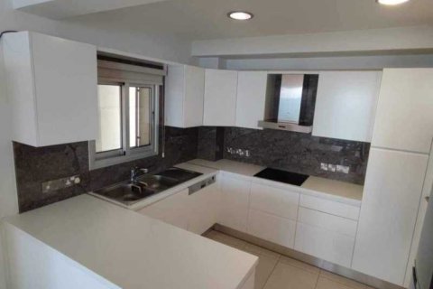 3 bedrooms Penthouse in Germasogeia, Cyprus No. 79955 5