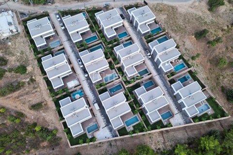 3 bedrooms Villa in Chau Lang, Vietnam No. 42355 3