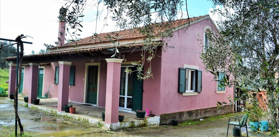 Studio House in Corfu, Greece No. 56616