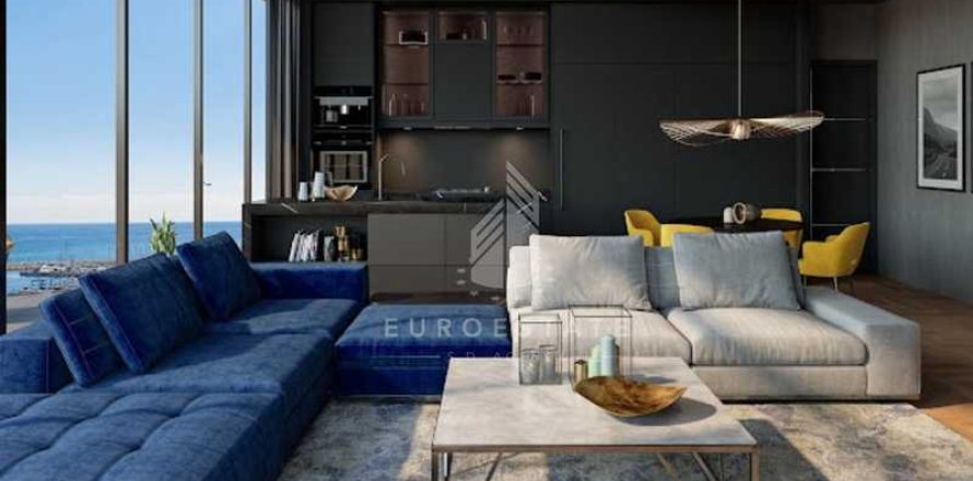 3 dormitorios Penthouse en Larnaca, Cyprus No. 65711