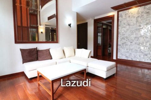 4 bedrooms House in Chiang Mai, Thailand No. 97701 9