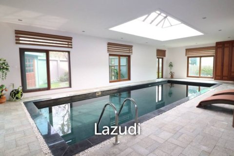 4 bedrooms House in Chiang Mai, Thailand No. 97701 5