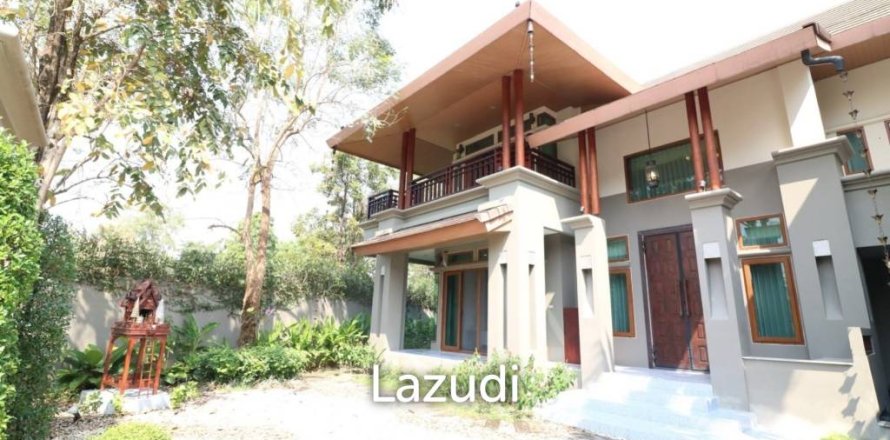 4 bedrooms House in Chiang Mai, Thailand No. 97701