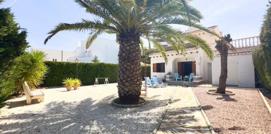 Apartamento tipo estudio Estudio en Cabo Roig, Spain No. 129421