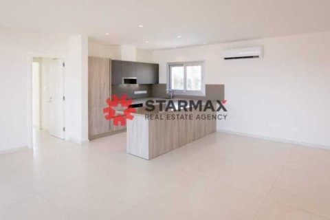 2 dormitorios Apartment en Germasogeia, Cyprus No. 82828 6