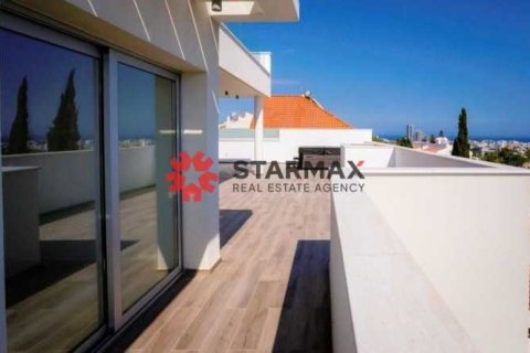 2 dormitorios Apartment en Germasogeia, Cyprus No. 82828 4