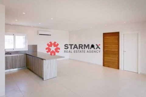 2 dormitorios Apartment en Germasogeia, Cyprus No. 82828 5