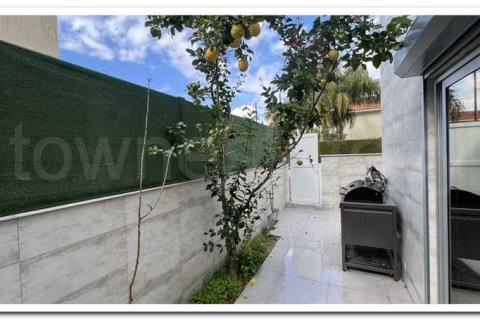 5 bedrooms Villa in Limassol, Cyprus No. 79678 6