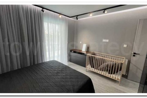 5 bedrooms Villa in Limassol, Cyprus No. 79678 12