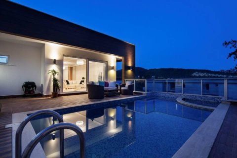 5 rooms Villa in Kargicak, Turkey No. 20850