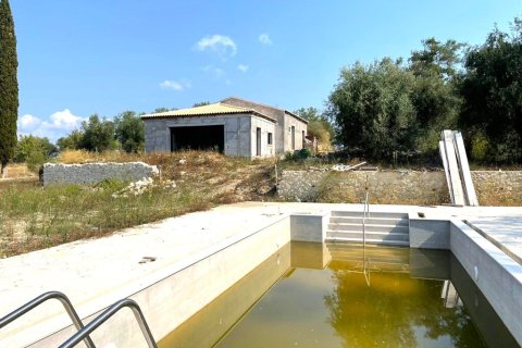 2 bedrooms House in Corfu, Greece No. 109401 4