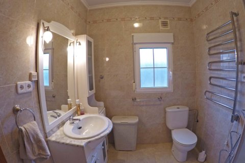 Вилла с 6 спальнями в Hai Bac, Вьетнам №85629 15