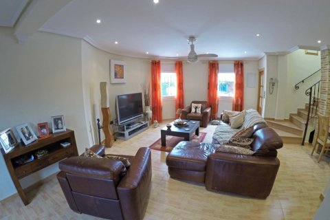 Вилла с 6 спальнями в Hai Bac, Вьетнам №85629 6