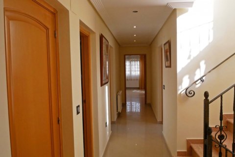 Вилла с 6 спальнями в Hai Bac, Вьетнам №85629 21