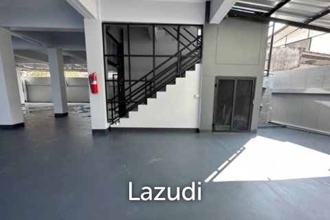 44 dormitorios Commercial property en Chiang Mai, Thailand No. 98020 6