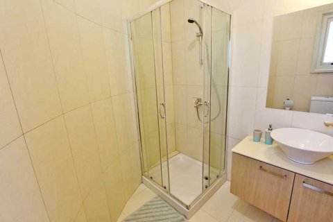 4 bedrooms House in Pyla, Cyprus No. 32124 16