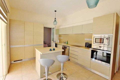 4 bedrooms House in Pyla, Cyprus No. 32124 9