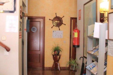 Отель, гостиница с 16 спальнями в Xuan Phu, Вьетнам №83779 14