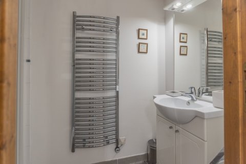 5 dormitorios House en Les Belleville, France No. 99568 14