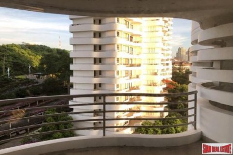 3 bedrooms Apartment in Pattaya, Thailand No. 96862 3