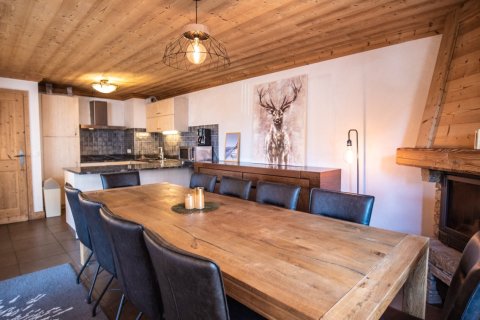 5 bedrooms Apartment in Les Belleville, France No. 100013 4