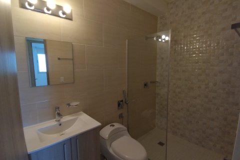 3 bedrooms Apartment in Panama City, Panama No. 110461 9