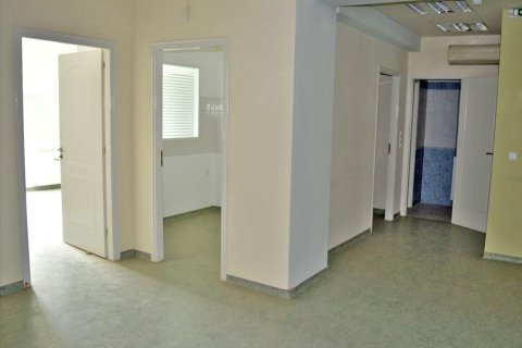 315m² Commercial property en Acharnes, Greece No. 59596 3