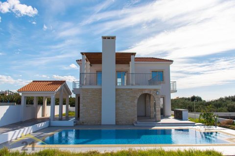 3 bedrooms Villa in Paphos, Cyprus No. 39126 2