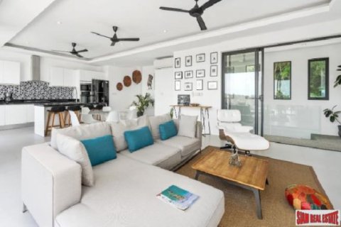 3 bedrooms Villa in Ko Samui, Thailand No. 95729 4