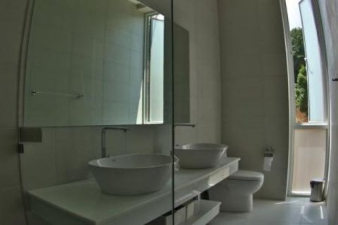 3 bedrooms Villa on the Chaweng Beach, Thailand No. 95946 13