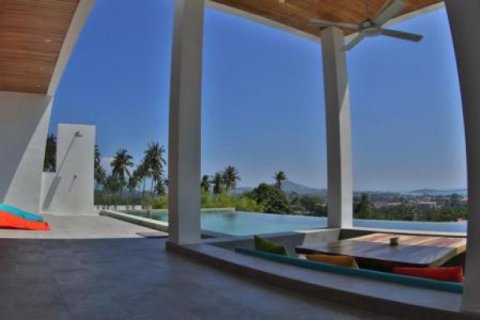 3 bedrooms Villa on the Chaweng Beach, Thailand No. 95946 1