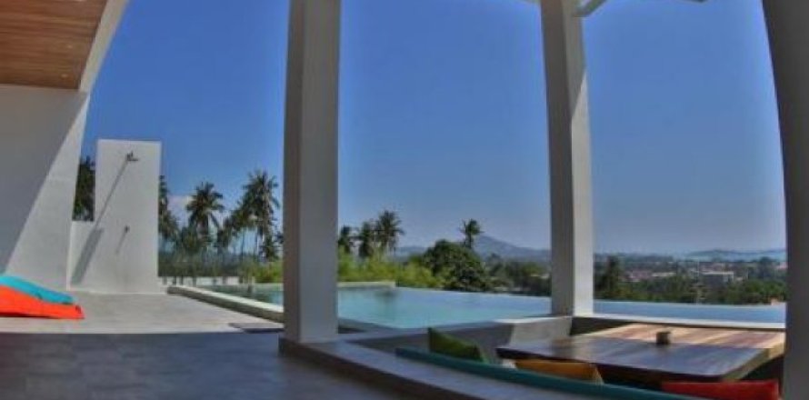 3 bedrooms Villa on the Chaweng Beach, Thailand No. 95946