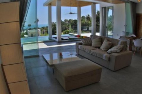 3 bedrooms Villa on the Chaweng Beach, Thailand No. 95946 6