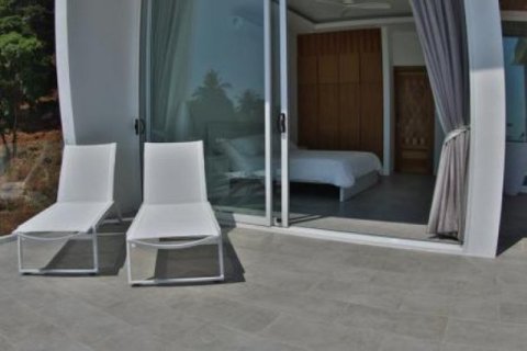 3 bedrooms Villa on the Chaweng Beach, Thailand No. 95946 23