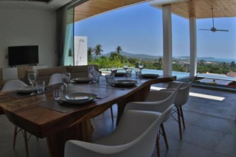 3 bedrooms Villa on the Chaweng Beach, Thailand No. 95946 5