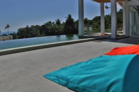 3 bedrooms Villa on the Chaweng Beach, Thailand No. 95946 8