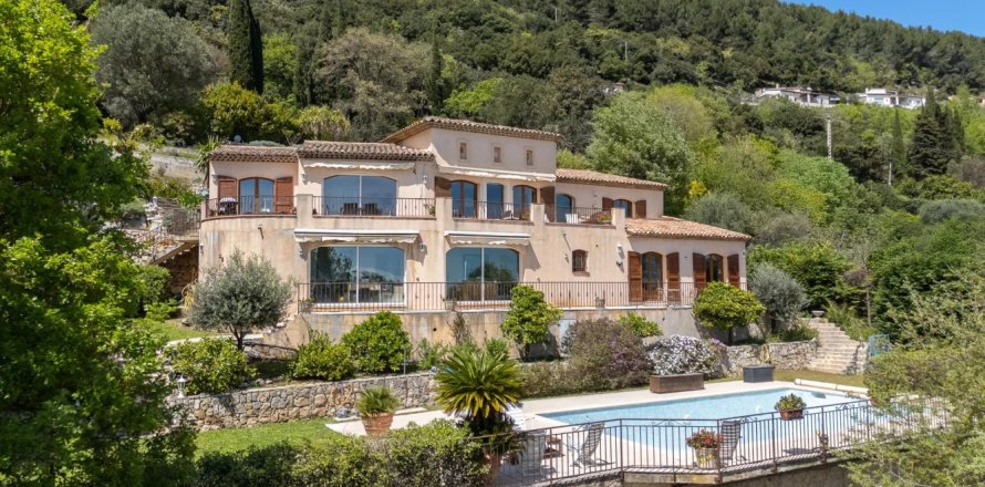 5 bedrooms House in Cabris, France No. 99765