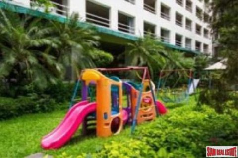 3 bedrooms Apartment in Bangkok, Thailand No. 95851 12