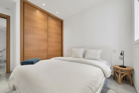 3 bedrooms Apartment in Thuan Nam, Vietnam No. 27344 26