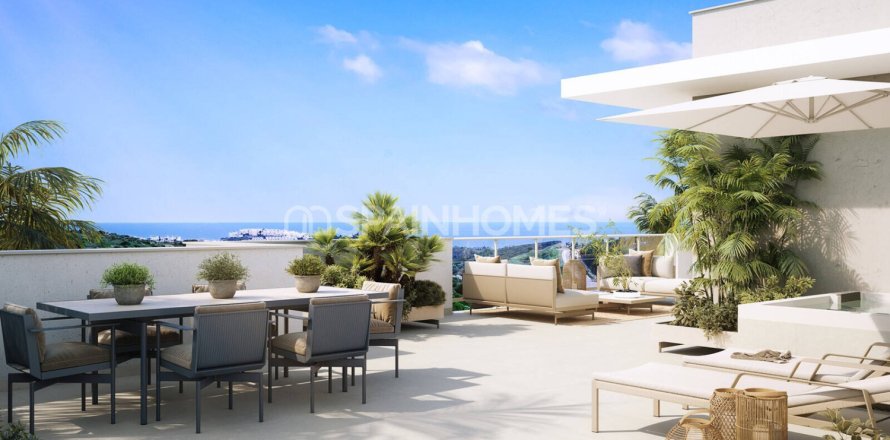 3 bedrooms Penthouse in Casares, Spain No. 88286