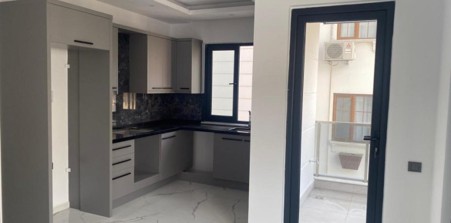 3 rooms Appartement à Alanya, Turkey No. 21639