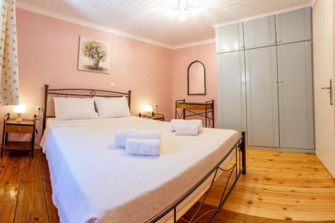 2 bedrooms House in Lefkada, Greece No. 55212 4